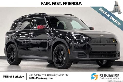 2025 MINI Countryman Base