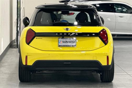 2025 MINI Hardtop Cooper