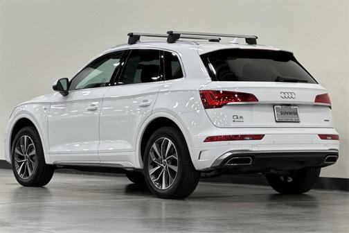 2024 Audi Q5 45 S line quattro Premium