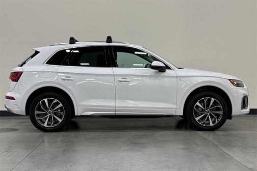 2024 Audi Q5 45 S line quattro Premium