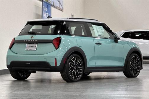 2025 MINI Hardtop Cooper