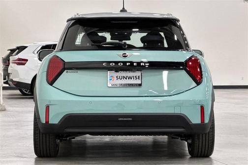 2025 MINI Hardtop Cooper
