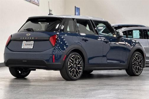 2025 MINI Hardtop Cooper S