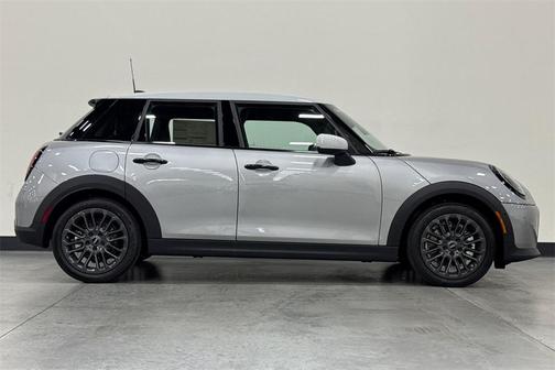 2025 MINI Hardtop C Signature Trim