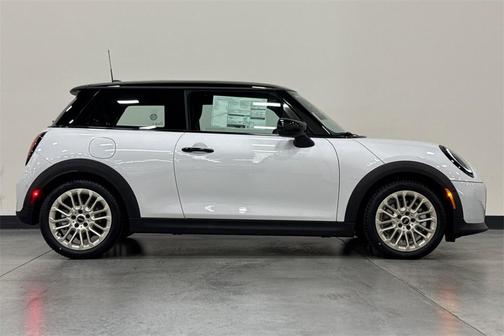 2025 MINI Hardtop Cooper