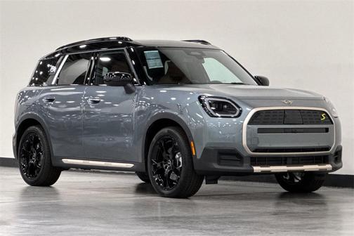 2025 MINI Countryman Base