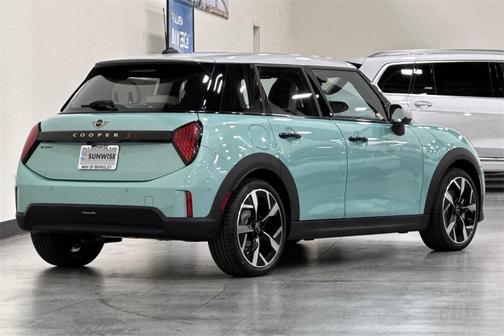 2025 MINI Hardtop Cooper S