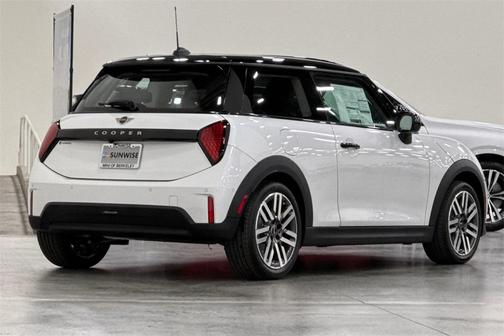 2025 MINI Hardtop Cooper