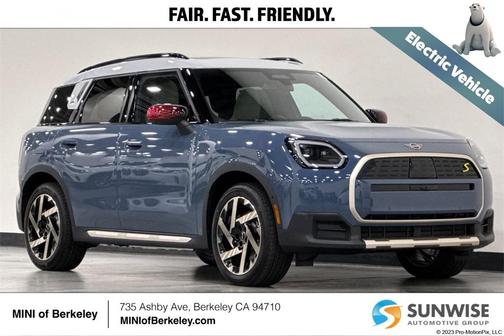 2025 MINI Countryman Base