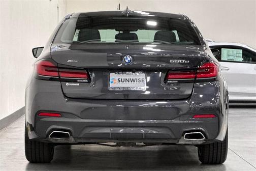 2022 BMW 530e 530e xDrive