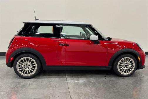 2025 MINI Hardtop Cooper