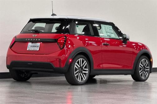 2025 MINI Hardtop Cooper