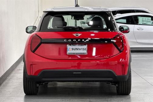 2025 MINI Hardtop Cooper