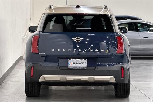 2025 MINI Countryman Base