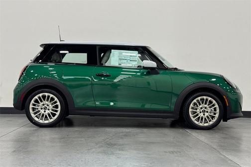 2025 MINI Hardtop Cooper