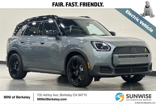 2025 MINI Countryman Base