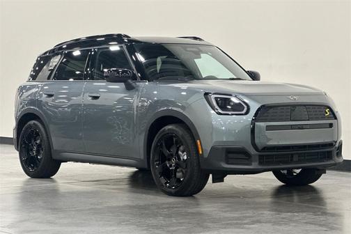 2025 MINI Countryman Base