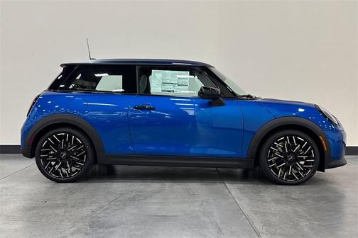 2025 MINI Hardtop Cooper