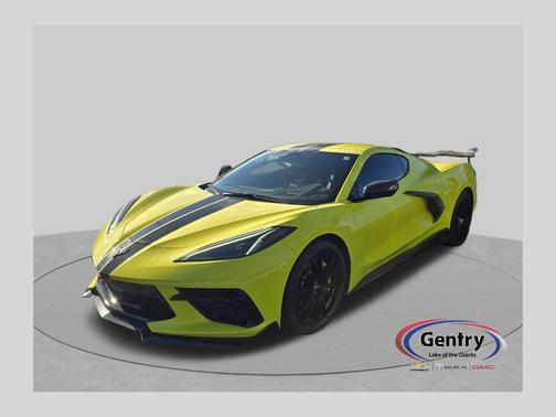 Yellow Metallic 2021 Chevrolet Corvette Stingray w/2LT