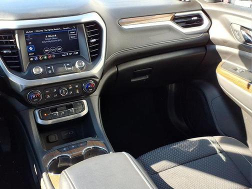 2023 GMC Acadia AWD SLE