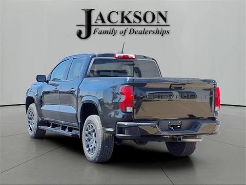 2025 Chevrolet Colorado WT