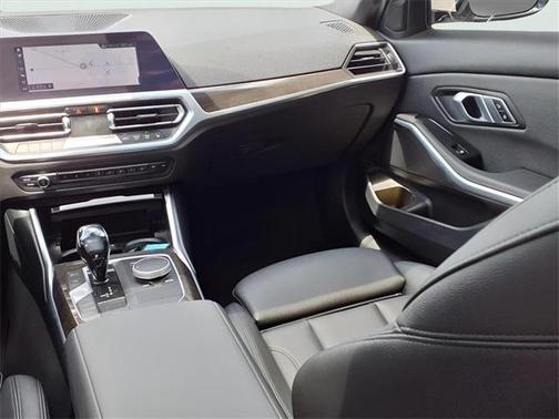 2020 BMW 330 330i