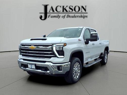 Summit White 2026 Chevrolet Silverado 2500 LTZ