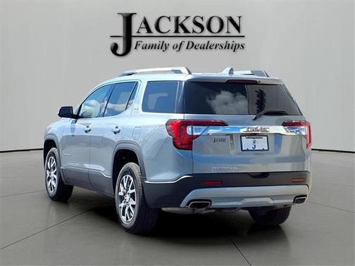 2023 GMC Acadia FWD SLE