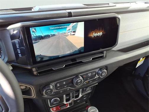 2026 Jeep Gladiator Willys 4x4