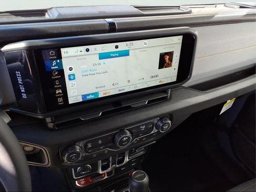 2026 Jeep Gladiator Willys 4x4