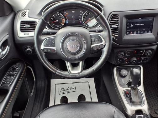 White Clearcoat 2018 Jeep Compass Latitude