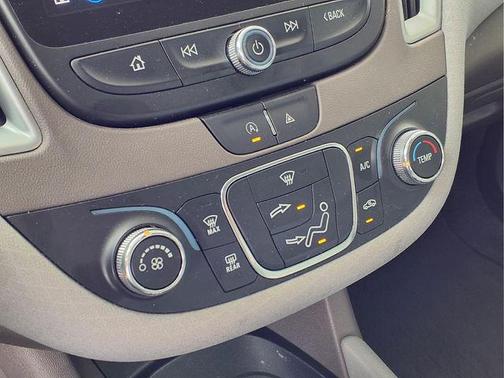 Summit White 2023 Chevrolet Malibu 1LS