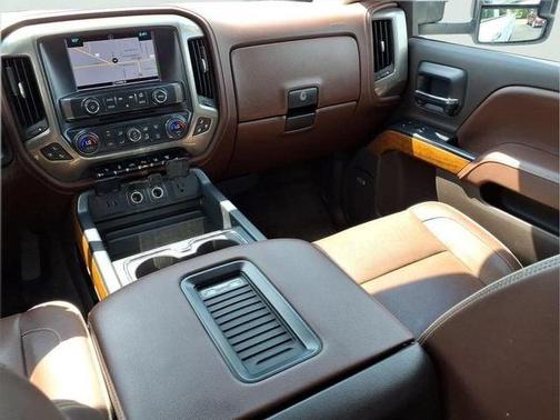 Summit White 2016 Chevrolet Silverado 2500 High Country
