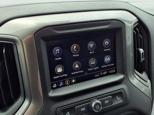 Summit White 2026 GMC Sierra 2500 Pro