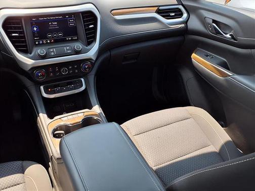 2023 GMC Acadia AWD SLE