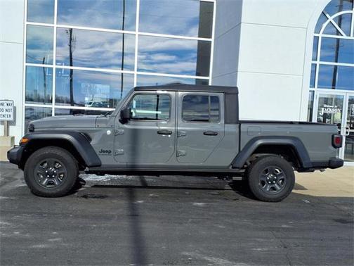 2021 Jeep Gladiator Sport