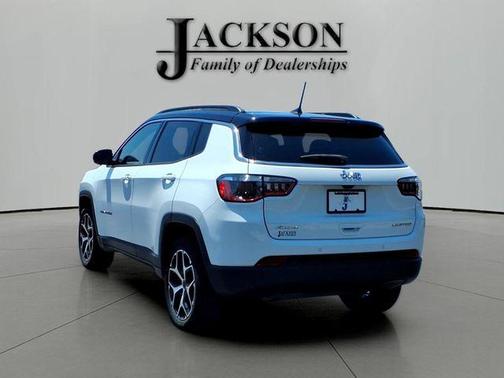 Bright White Clearcoat 2025 Jeep Compass Limited
