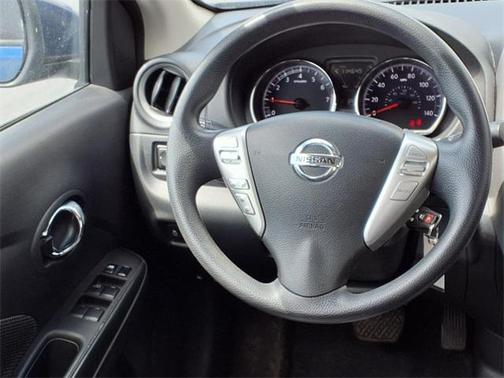 2019 Nissan Versa 1.6 SV