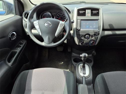 2019 Nissan Versa 1.6 SV