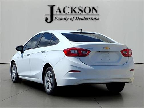 2018 Chevrolet Cruze LS
