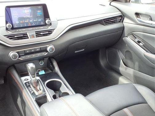 2025 Nissan Altima SR FWD