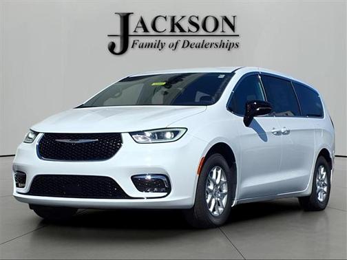 2026 Chrysler Pacifica L