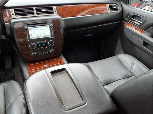 2013 Chevrolet Avalanche LTZ