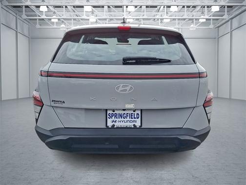 2024 Hyundai KONA SE
