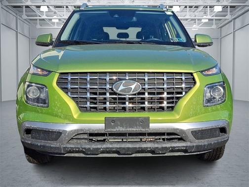 2022 Hyundai VENUE SEL