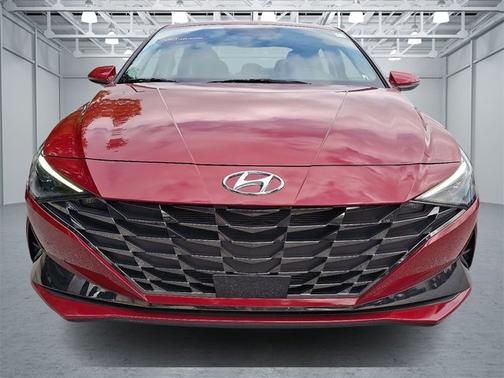 2022 Hyundai ELANTRA Limited
