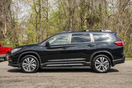 2022 Subaru Ascent Limited 8-Passenger