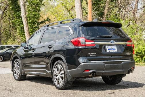 2022 Subaru Ascent Limited 8-Passenger