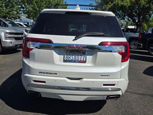White Frost Tri-Coat 2020 GMC Acadia Denali