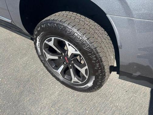 Satin Steel Metallic 2022 GMC Yukon XL Denali